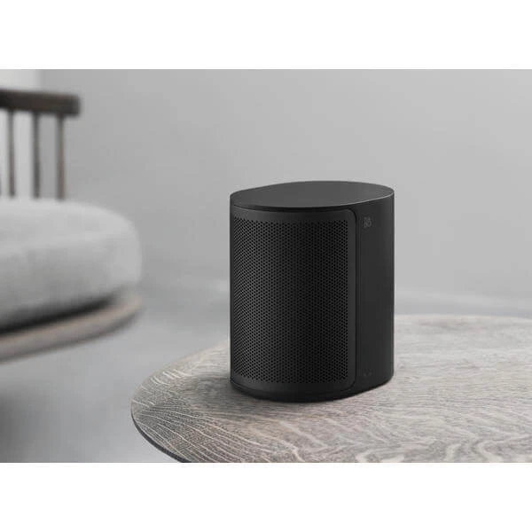 Bang & Olufsen Beoplay M3 Black - AirPlay2, Bluetooth, Chromecast, WLAN - Multiroom Lautsprecher 3 Bang & Olufsen Beoplay M3 Black - AirPlay2, Bluetooth, Chromecast, WLAN - Multiroom Lautsprecher – Bild 3